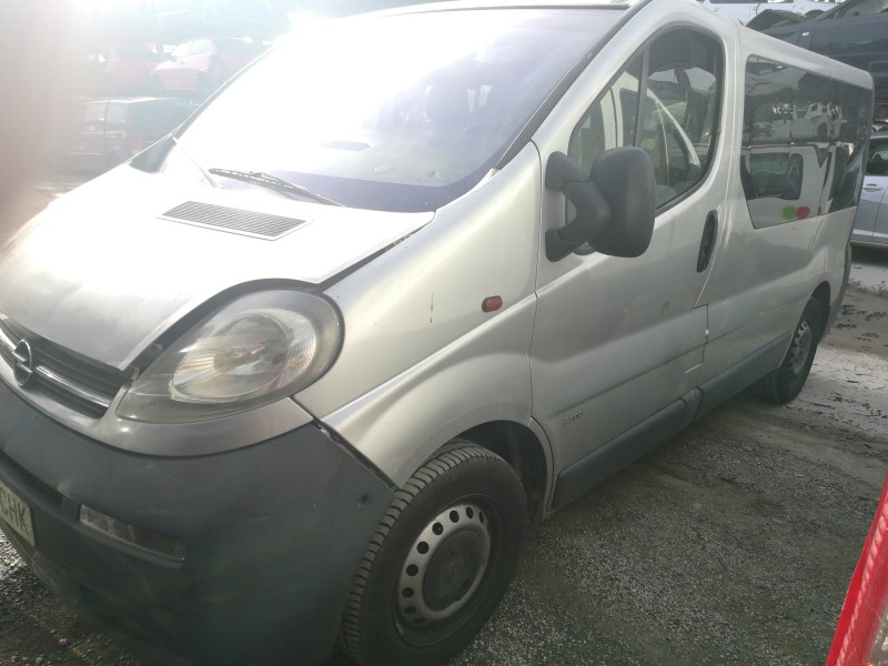 OPEL VIVARO A AUTOBÚS (X83)