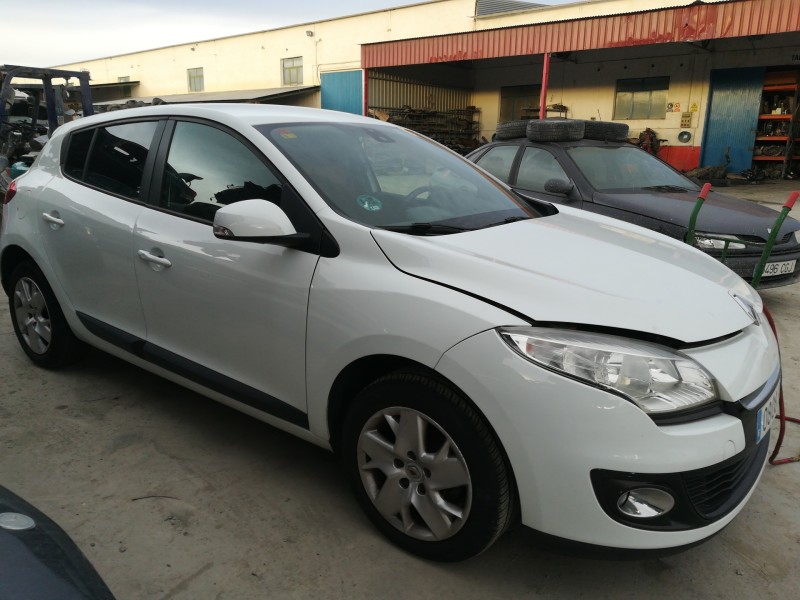 RENAULT MEGANE III BERLINA 5 P