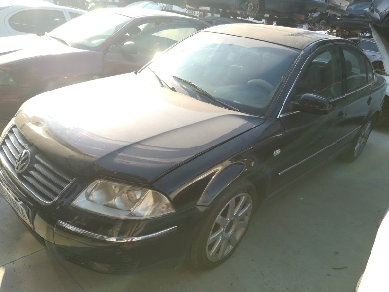 VOLKSWAGEN PASSAT BERLINA (3B3)
