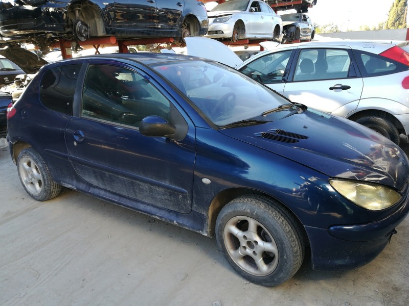PEUGEOT 206 BERLINA