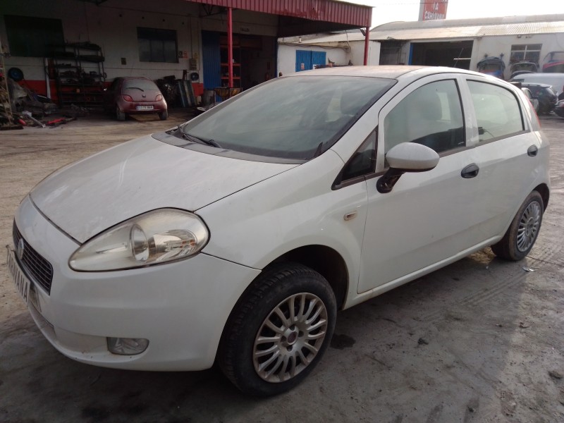 FIAT PUNTO (EVO) (199)