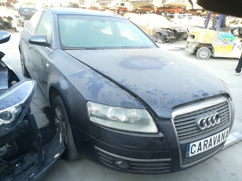 AUDI A6 BERLINA (4F2)