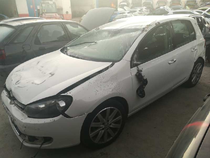 VOLKSWAGEN GOLF VI (5K1)