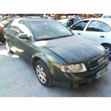 AUDI A4 BERLINA (8E)