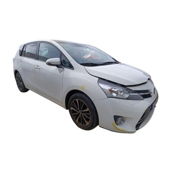 toyota verso (_r2_) del año 2018