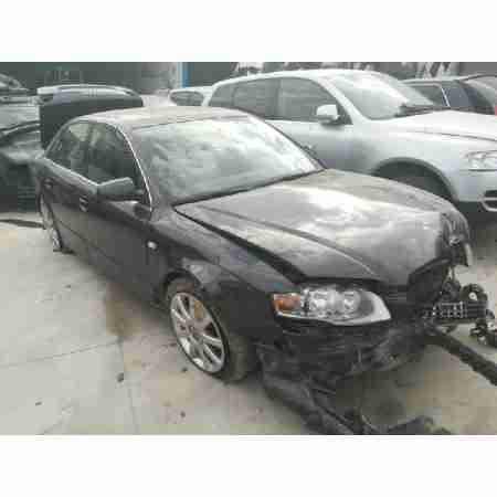 AUDI A4 BERLINA (8E)
