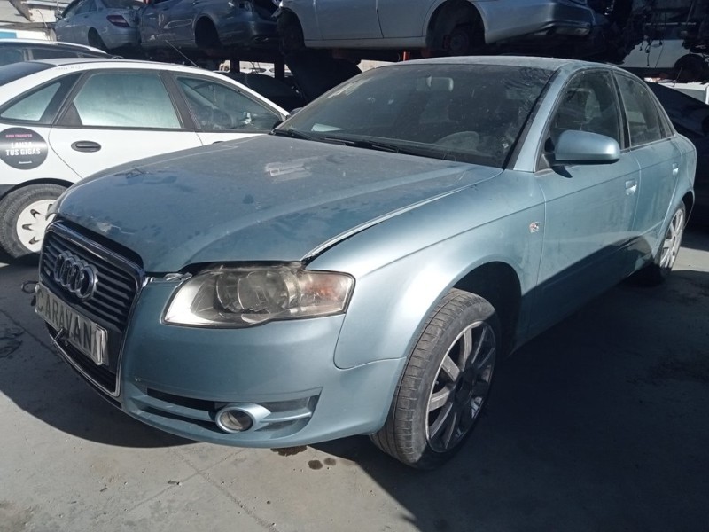 AUDI A4 BERLINA (8E)