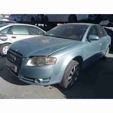 AUDI A4 BERLINA (8E)