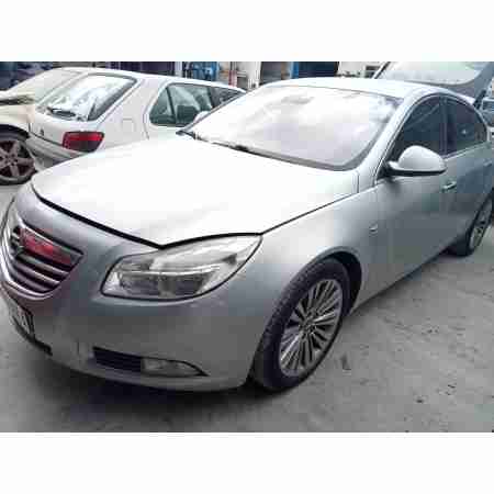 OPEL INSIGNIA BERLINA