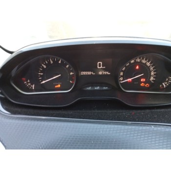 peugeot 208 i (ca_, cc_) del año 2018