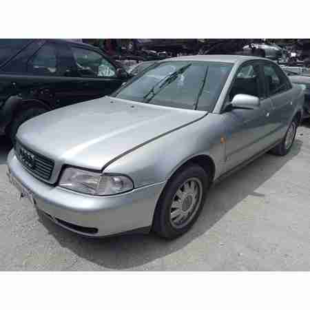 AUDI A4 BERLINA (B5)