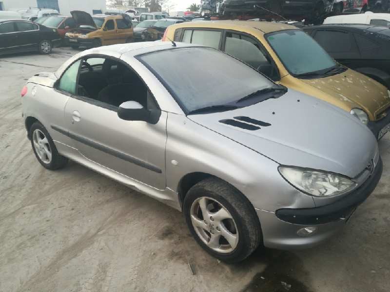 PEUGEOT 206 BERLINA