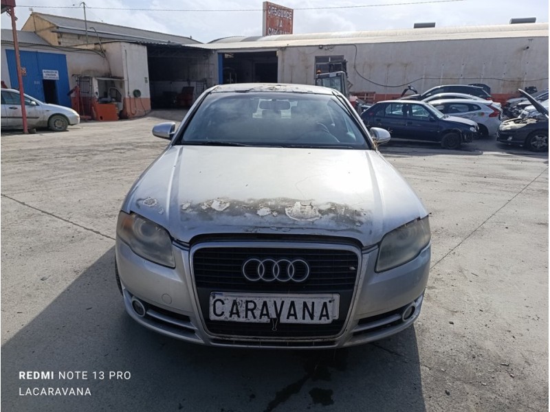 AUDI A4 BERLINA (8E)