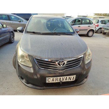 toyota avensis (t27) del año 2010