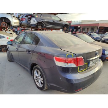 toyota avensis (t27) del año 2010