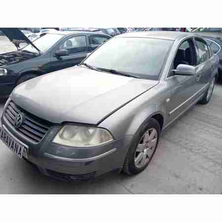 VOLKSWAGEN PASSAT BERLINA (3B3)