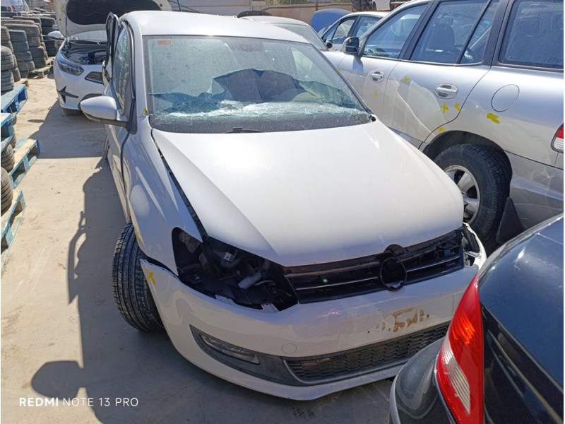 VOLKSWAGEN POLO (6R1)
