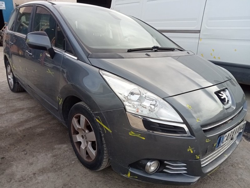 peugeot 5008 del año 2011