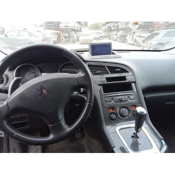 peugeot 5008 del año 2011