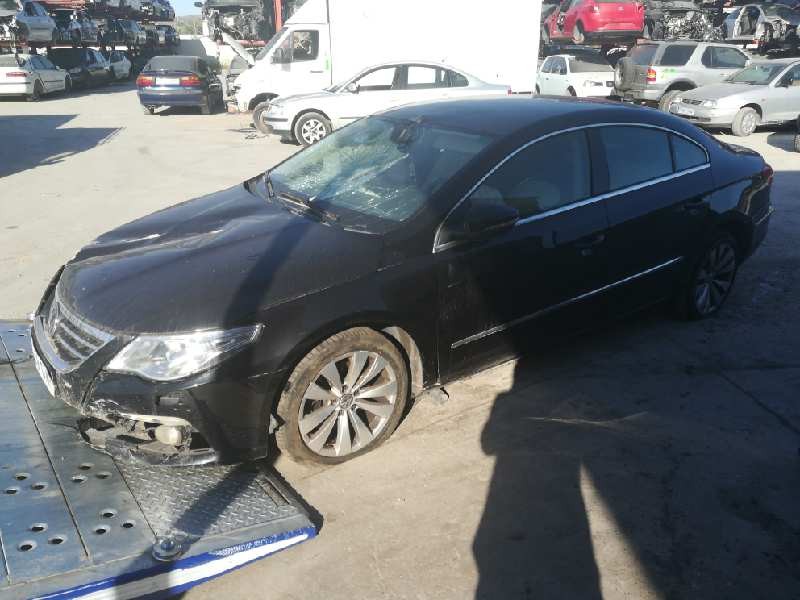 VOLKSWAGEN PASSAT CC (357)