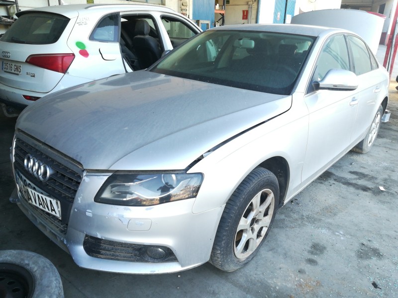 AUDI A4 BER. (B8)