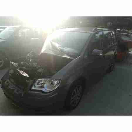 VOLKSWAGEN TOURAN (1T2)