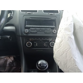 volkswagen golf vi cabriolet (517) del año 2011