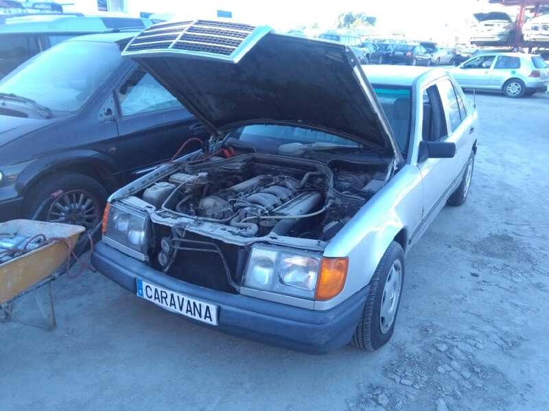 MERCEDES-BENZ CLASE E (W124) BERLINA
