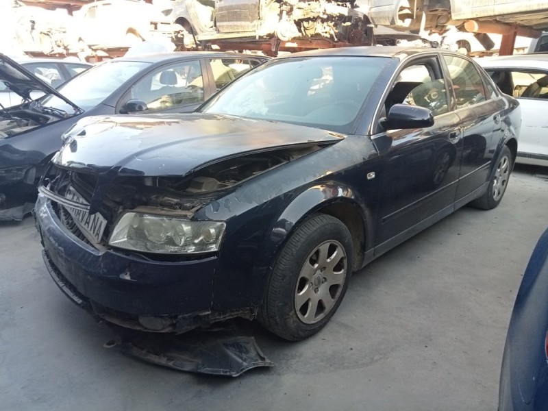 AUDI A4 BERLINA (8E)