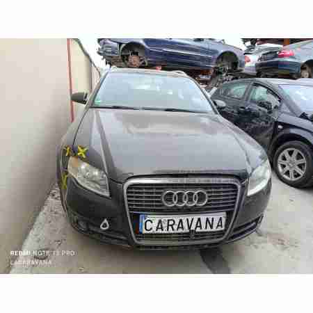 AUDI A4 BERLINA (8E)