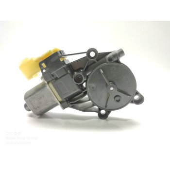 Recambio de motor elevalunas delantero derecho para ford fiesta (ccn) black edition referencia OEM IAM 8A6114553B  