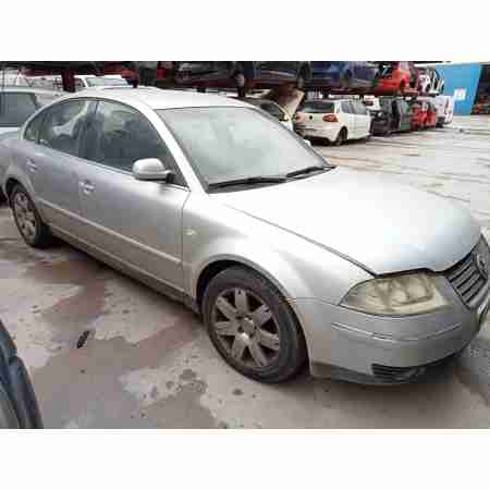 VOLKSWAGEN PASSAT BERLINA (3B3)