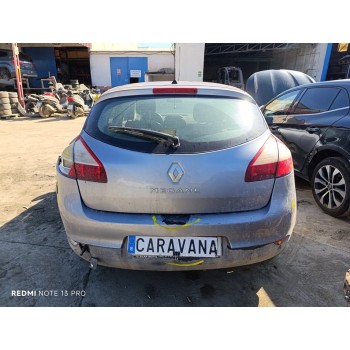 renault megane iii berlina 5 p del año 2009