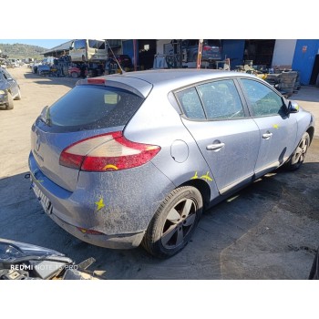 renault megane iii berlina 5 p del año 2009