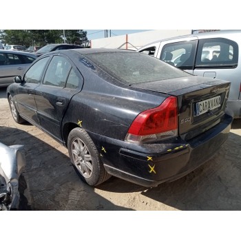 volvo s60 berlina del año 2005