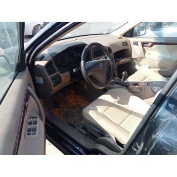 volvo s60 berlina del año 2005