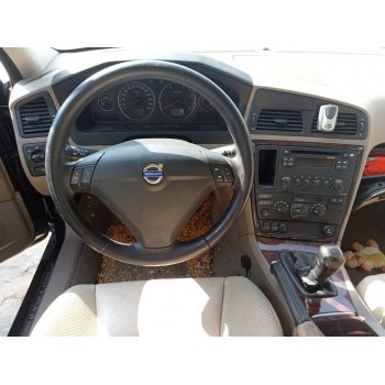 volvo s60 berlina del año 2005