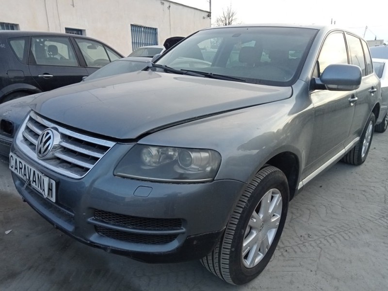 VOLKSWAGEN TOUAREG (7LA)