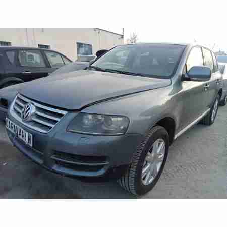 VOLKSWAGEN TOUAREG (7LA)