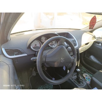 peugeot 207 del año 2009