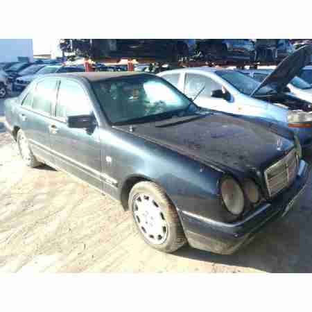 MERCEDES-BENZ CLASE E (W210) BERLINA DIESEL