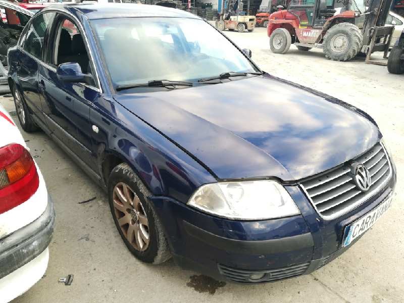 VOLKSWAGEN PASSAT BERLINA (3B3)