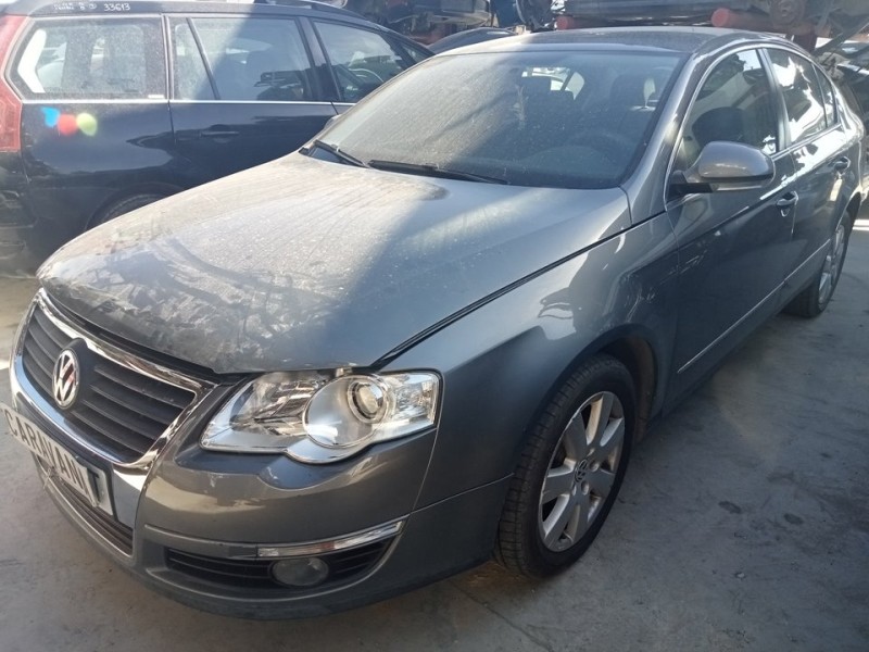 VOLKSWAGEN PASSAT BERLINA (3C2)