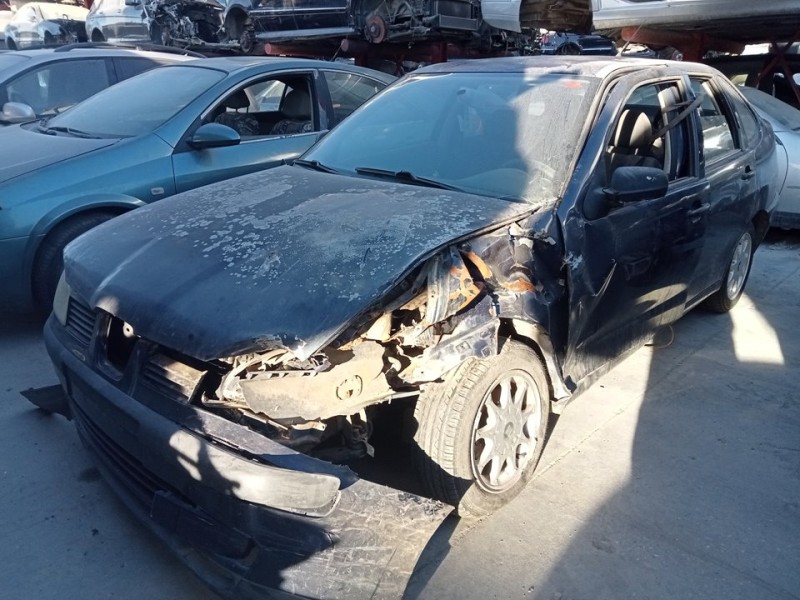 SEAT CORDOBA BERLINA (6K2)