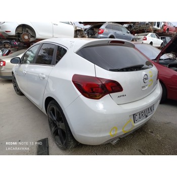 opel astra j lim. del año 2010