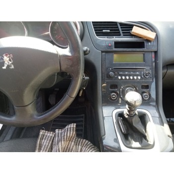 peugeot 5008 del año 2010