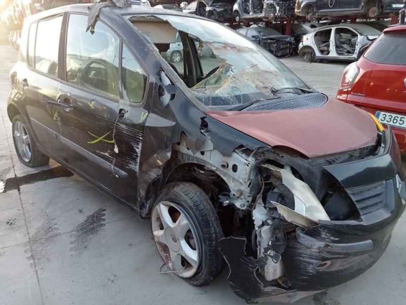 renault modus del año 2004