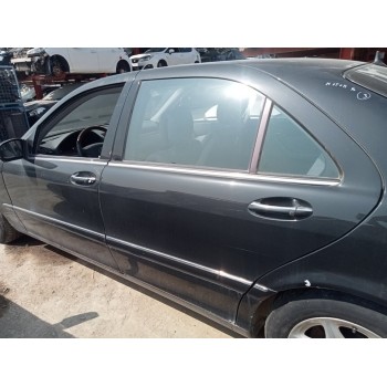 mercedes-benz clase s (w220) berlina del año 2001