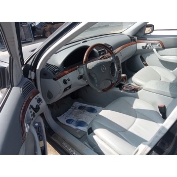 mercedes-benz clase s (w220) berlina del año 2001
