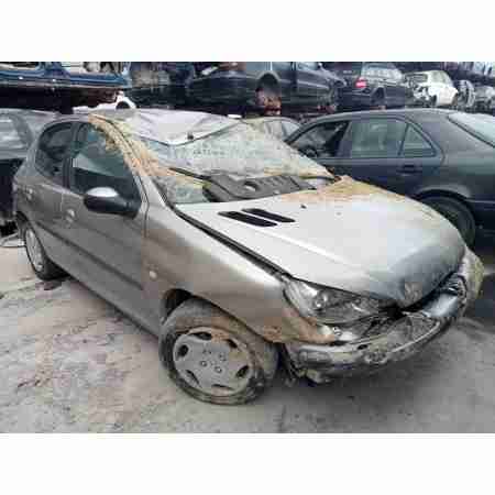 PEUGEOT 206 BERLINA